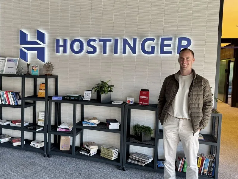 Guys! I broke into Hostinger HQ! What do you want to know? 🥷 Well… not really a break-in, more like a very friendly invitation 😅 Thanks Gediminas Gasiulis for organizing this, walking me around the office and showing…