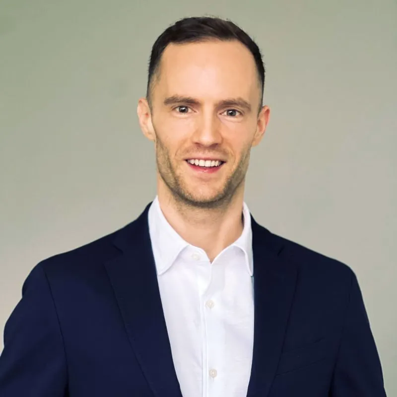 ✋ Here I am again, after nearly two years of absence on LinkedIn... A lot has happened professionally, with the company continuously evolving. But personally, the most significant change for me has been overcoming…